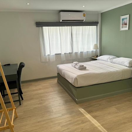 Hotel O'Shea'S Sukhumvit Bangkok Esterno foto